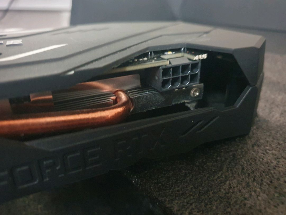 기가바이트 RTX 2070 이미지