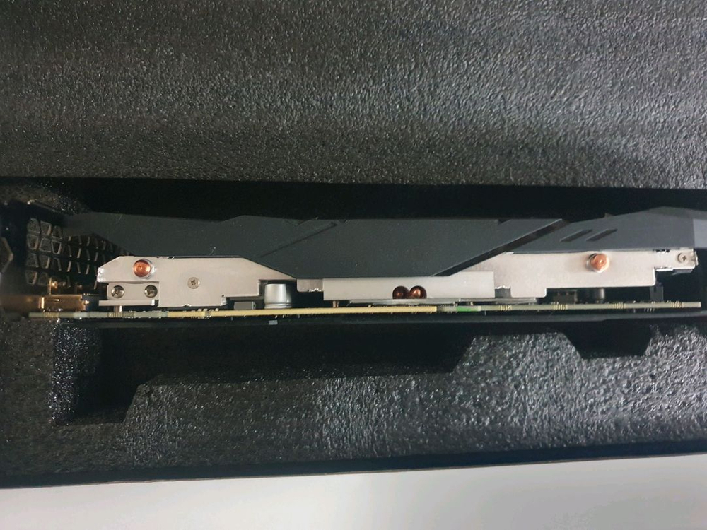 기가바이트 RTX 2070 이미지