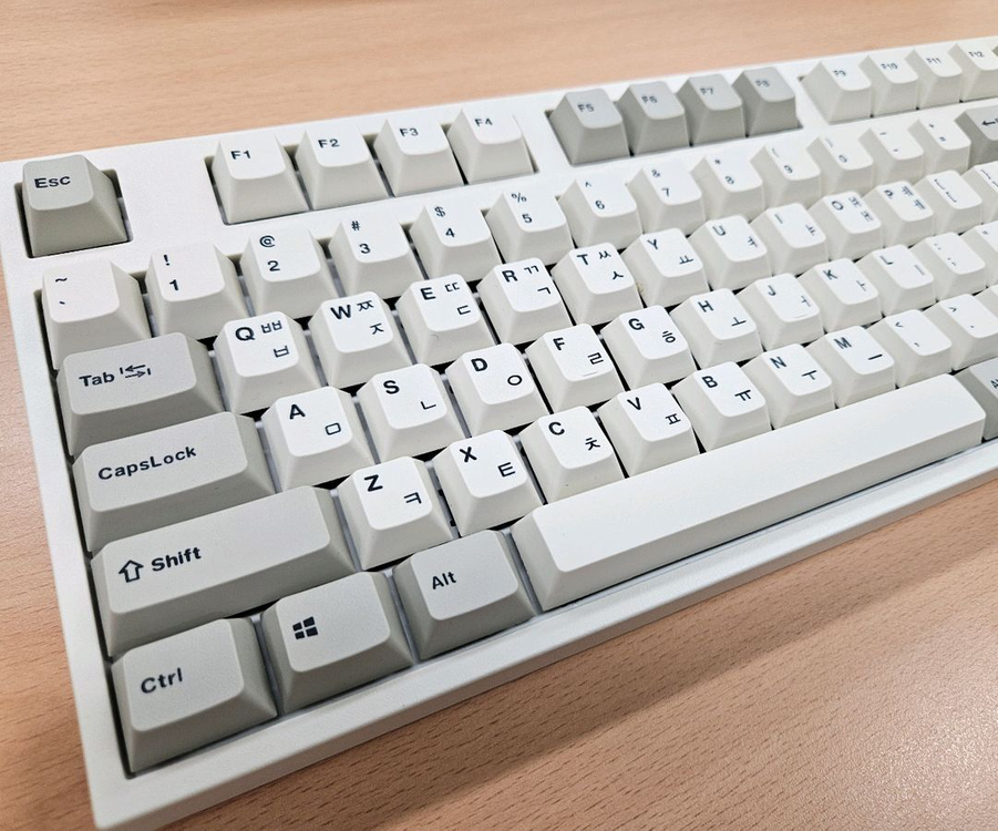 레오폴드 FC900rbt 유/무선 풀배열 저소음적축 키보드 판매 이미지