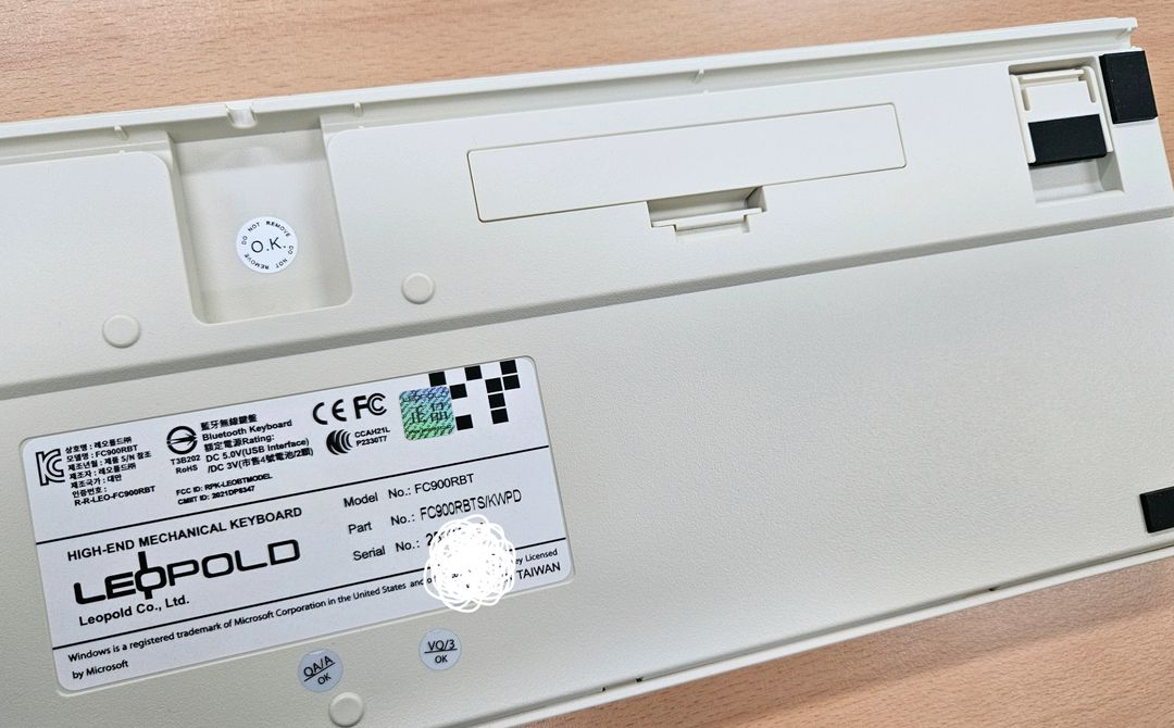 레오폴드 FC900rbt 유/무선 풀배열 저소음적축 키보드 판매 이미지
