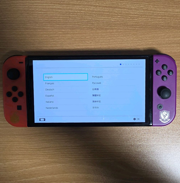 닌텐도 스위치 oled 스칼렛 바이올렛 에디션 팝니다. 이미지