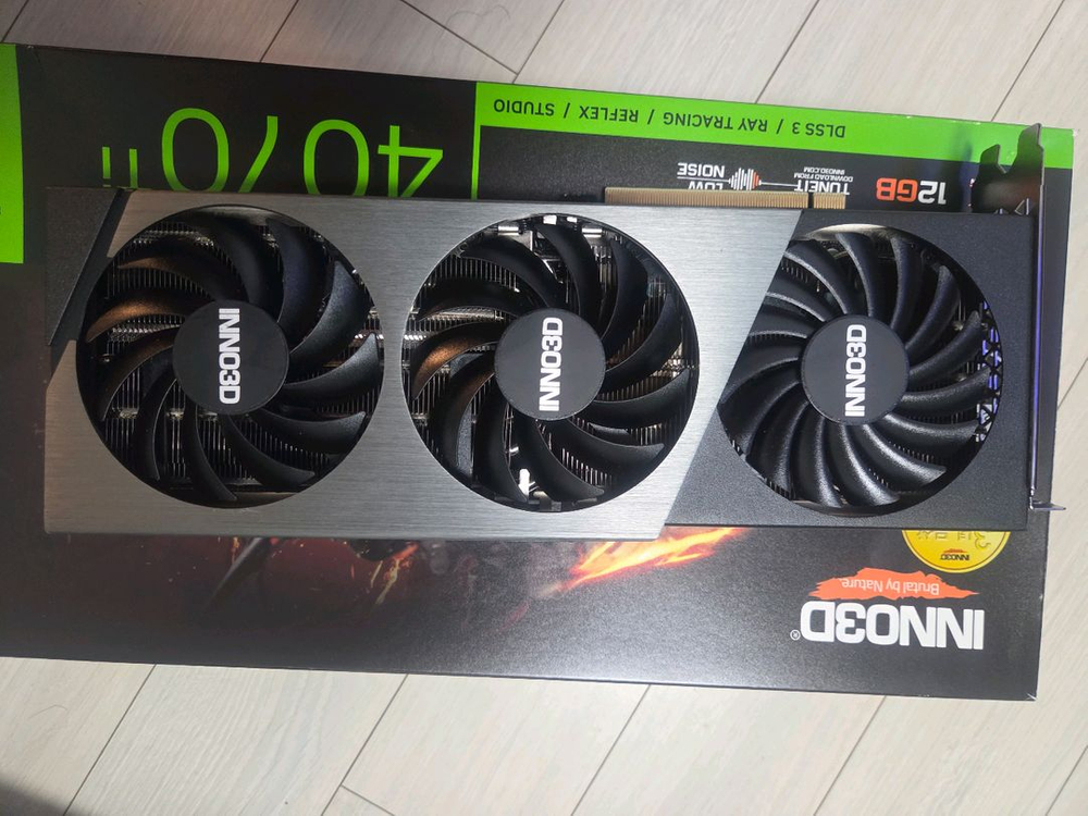 inno3d x3 4070ti 판매합니다 이미지