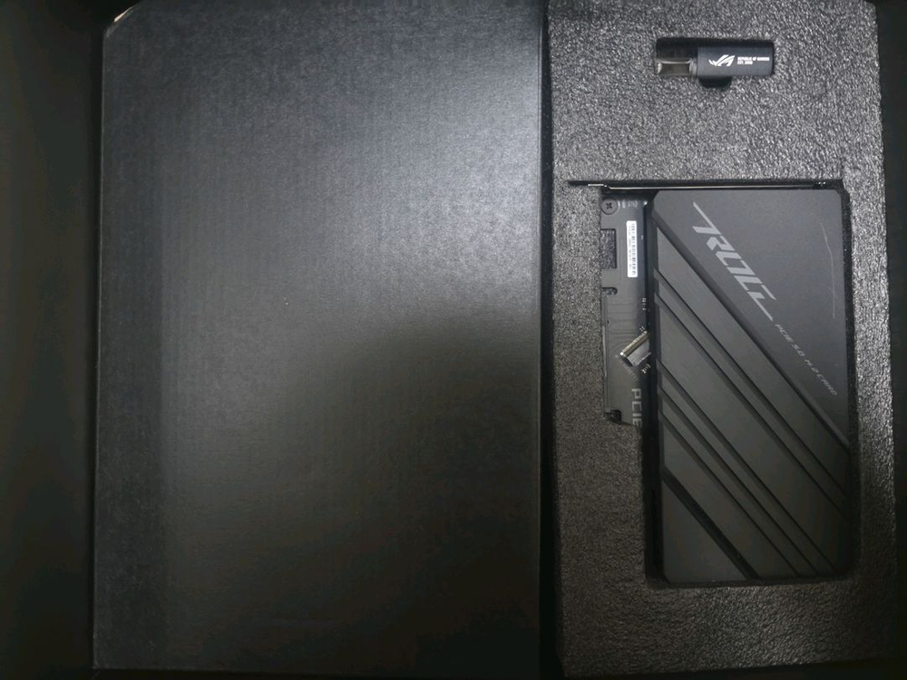 ROG MAXIMIS Z690 APEX 이미지