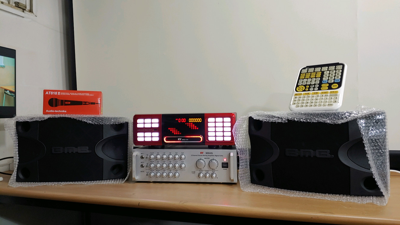 고사양 노래방 반주기 세트 이미지