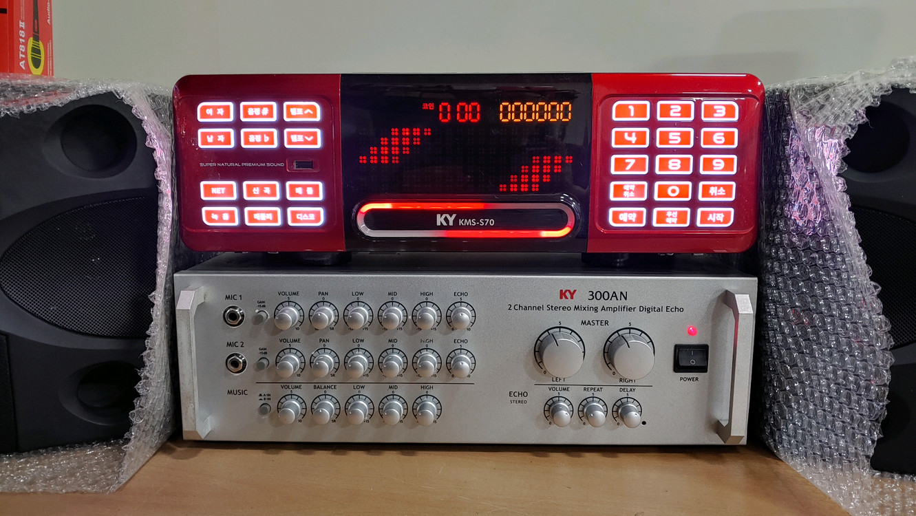 고사양 노래방 반주기 세트 이미지