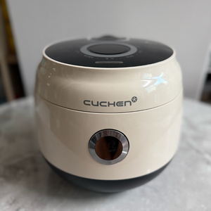 쿠첸 6인용 전기밥솥 이미지