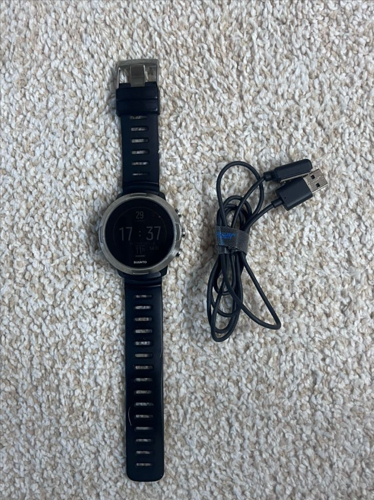 순토 D5 다이빙 컴퓨터 이미지