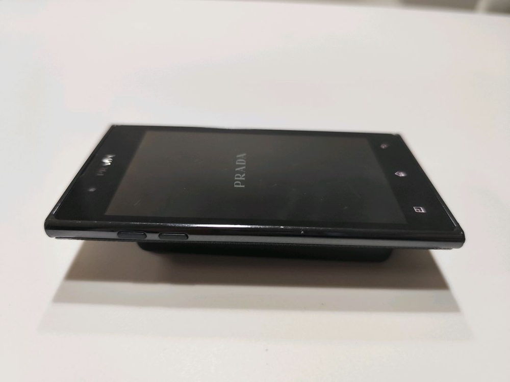 LG 프라다폰 3.0 부품용 이미지