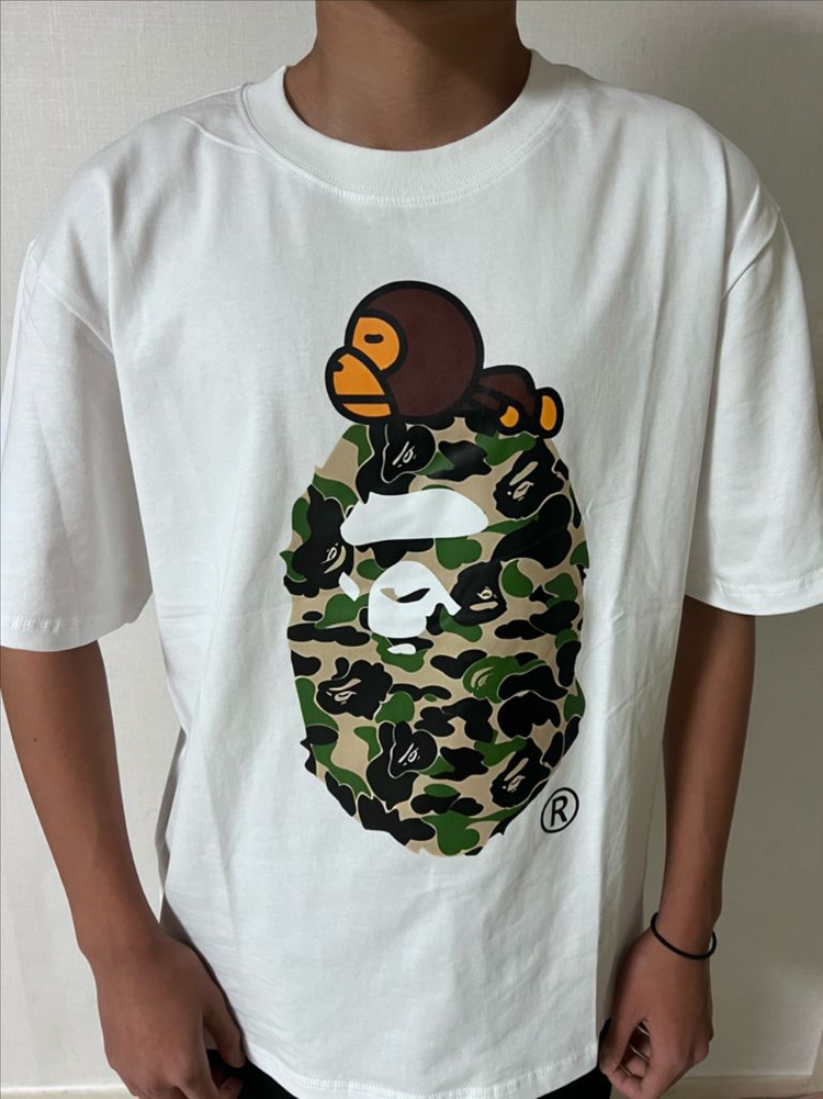 새상품 베이프 반팔티 이미지