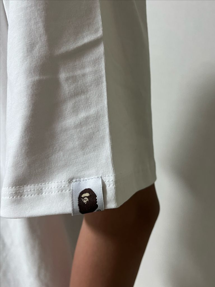 새상품 베이프 반팔티 이미지