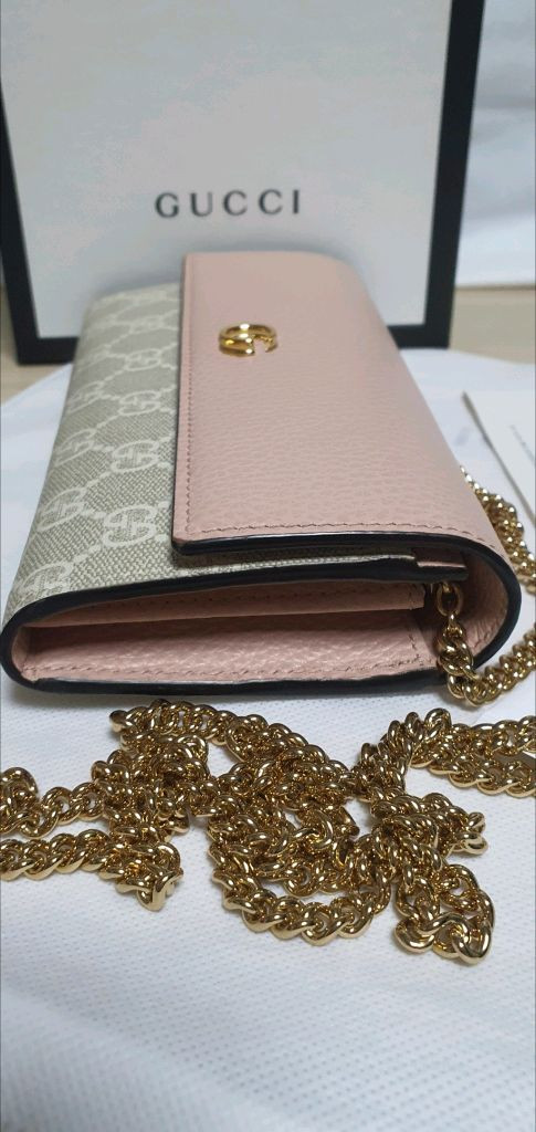 구찌 마몬트 크로스백 장지갑 새상품급 정품(감정O)구찌프라다루이비통디올고야드샤넬셀린느보테가생로랑발렌시아가버버리가방 이미지