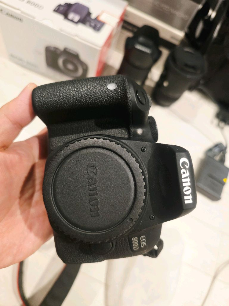 캐논 800d + 시그마 18-35 + 탐론 13-300 판매합니다. 이미지