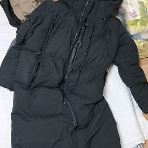 데상트 롱패딩 이미지