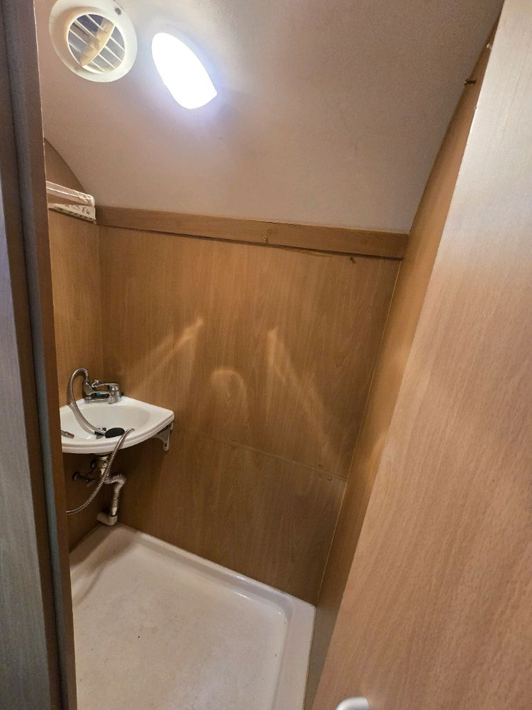 1종보통 운전가능 카운티캠핑카 이미지