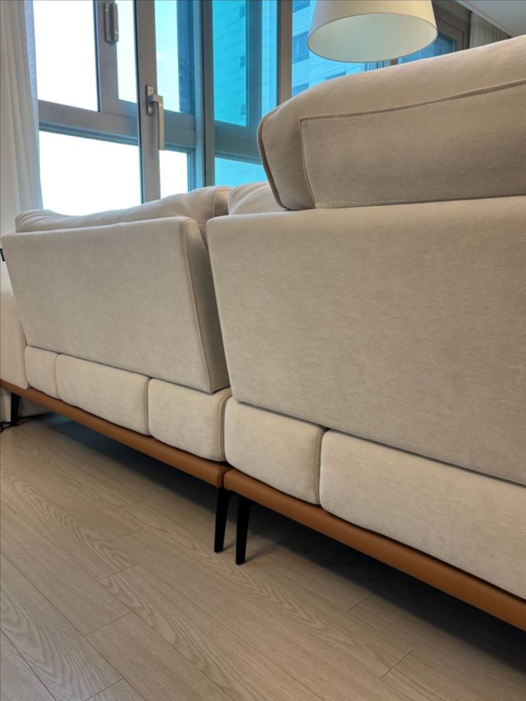 ESSA 에싸 크리프 3.5인용 소파 이미지