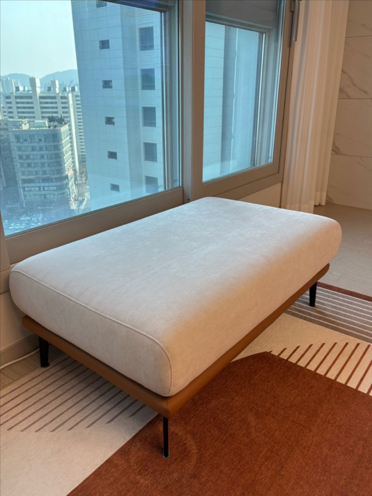 ESSA 에싸 크리프 3.5인용 소파 이미지