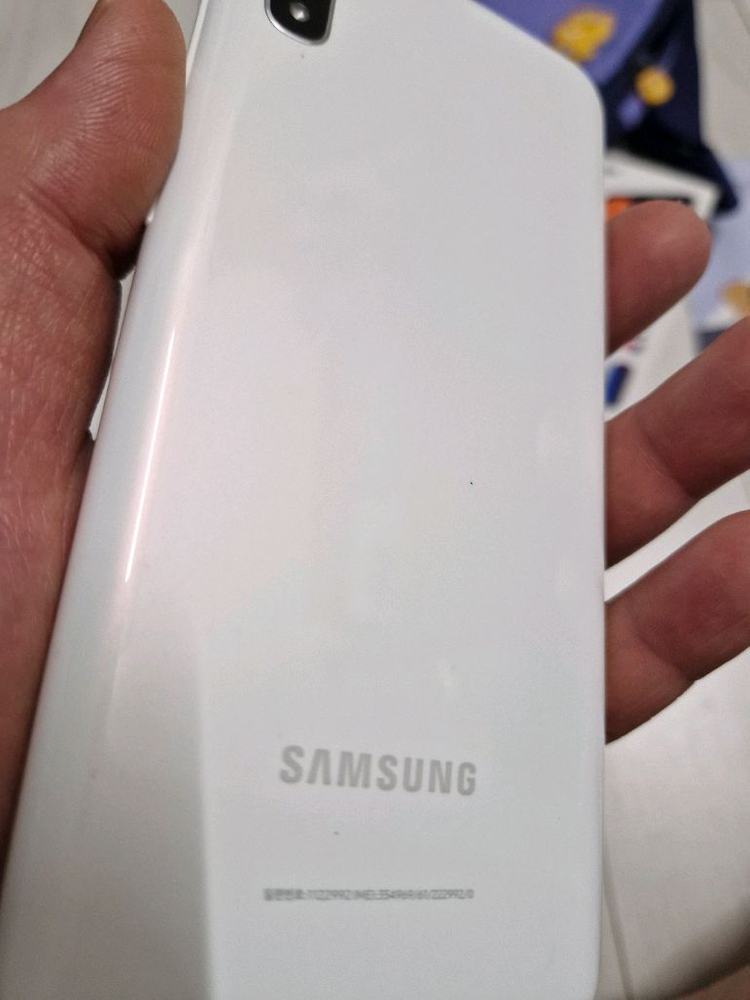 갤럭시 a10e 카카오리틀프렌즈폰4 세트 팝니다. 이미지