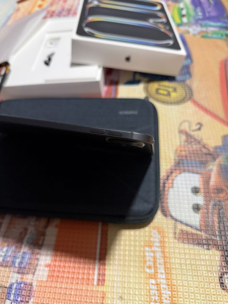 아이패드 프로 13 M4 WIFI 2TB 팝니다 이미지