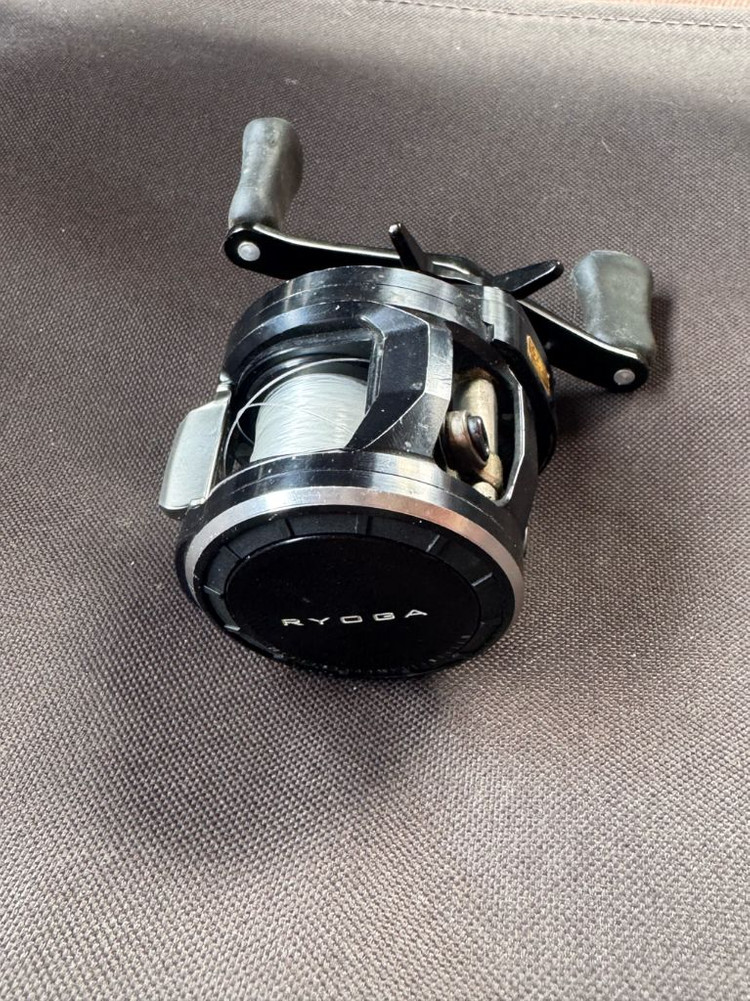 배스낚시 용품 정리 이미지