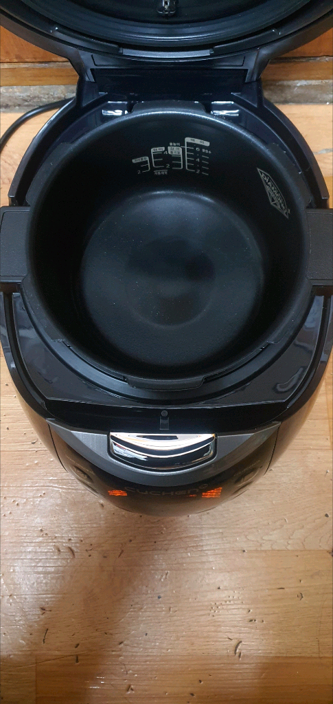 쿠첸압력밥솥6인용 ((거의새거)) 이미지