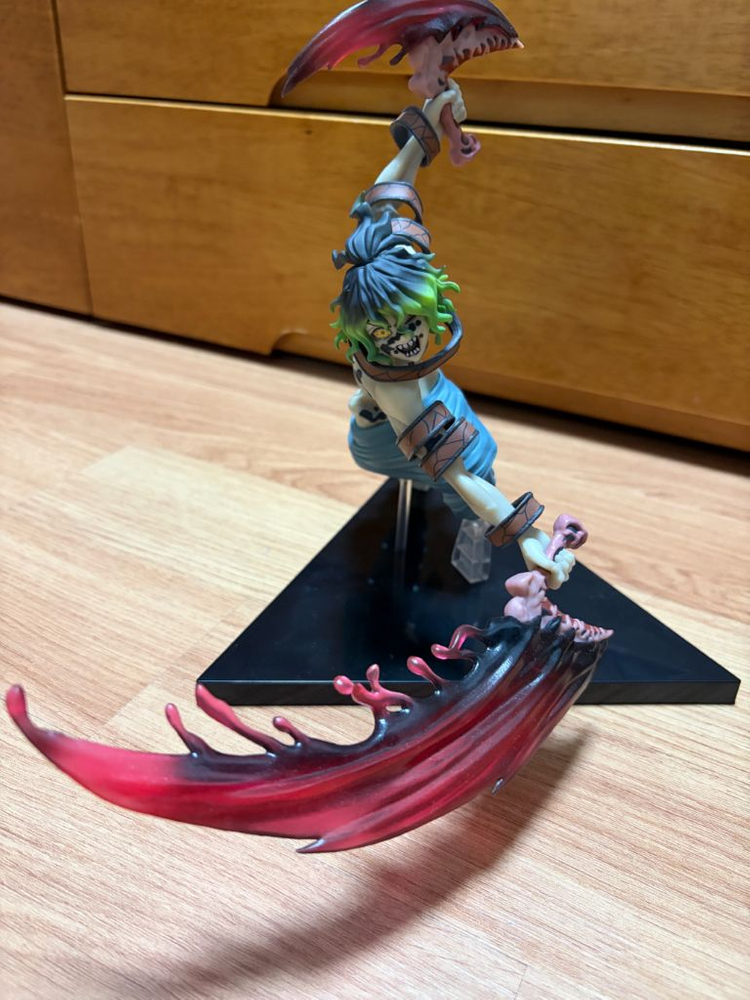 귀멸의칼날 제일복권 이치방쿠지 피규어 규타로, 우즈이 텐겐 일괄 이미지