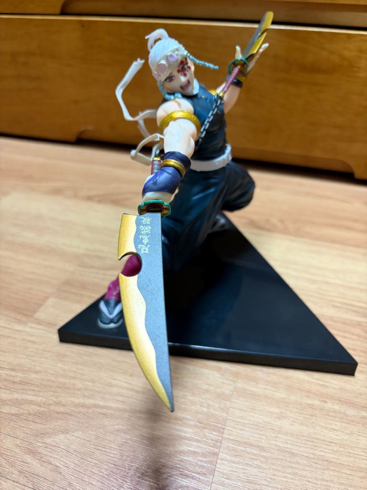 귀멸의칼날 제일복권 이치방쿠지 피규어 규타로, 우즈이 텐겐 일괄 이미지