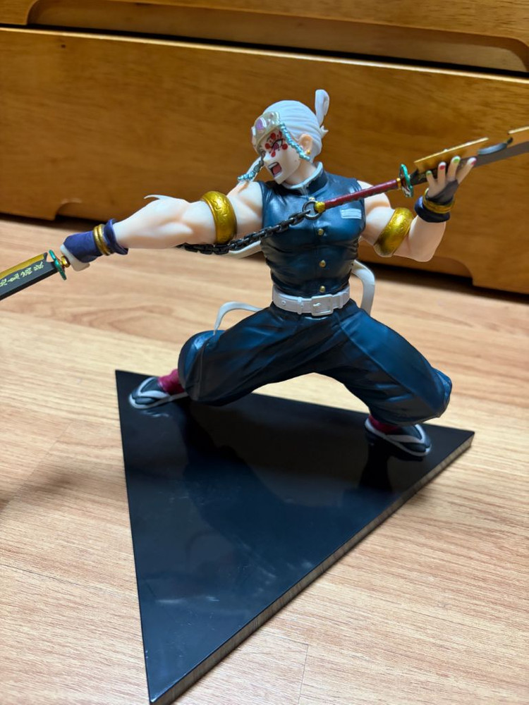 귀멸의칼날 제일복권 이치방쿠지 피규어 규타로, 우즈이 텐겐 일괄 이미지