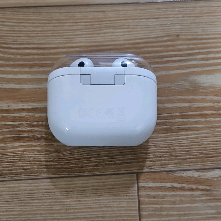 삼성 갤럭시 버즈3 PRO 이미지