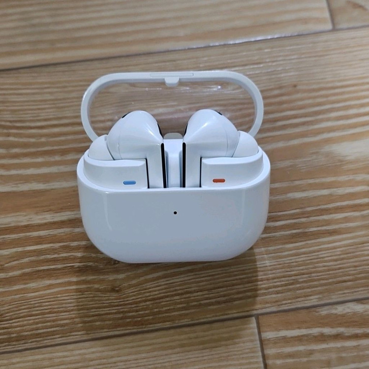 삼성 갤럭시 버즈3 PRO 이미지