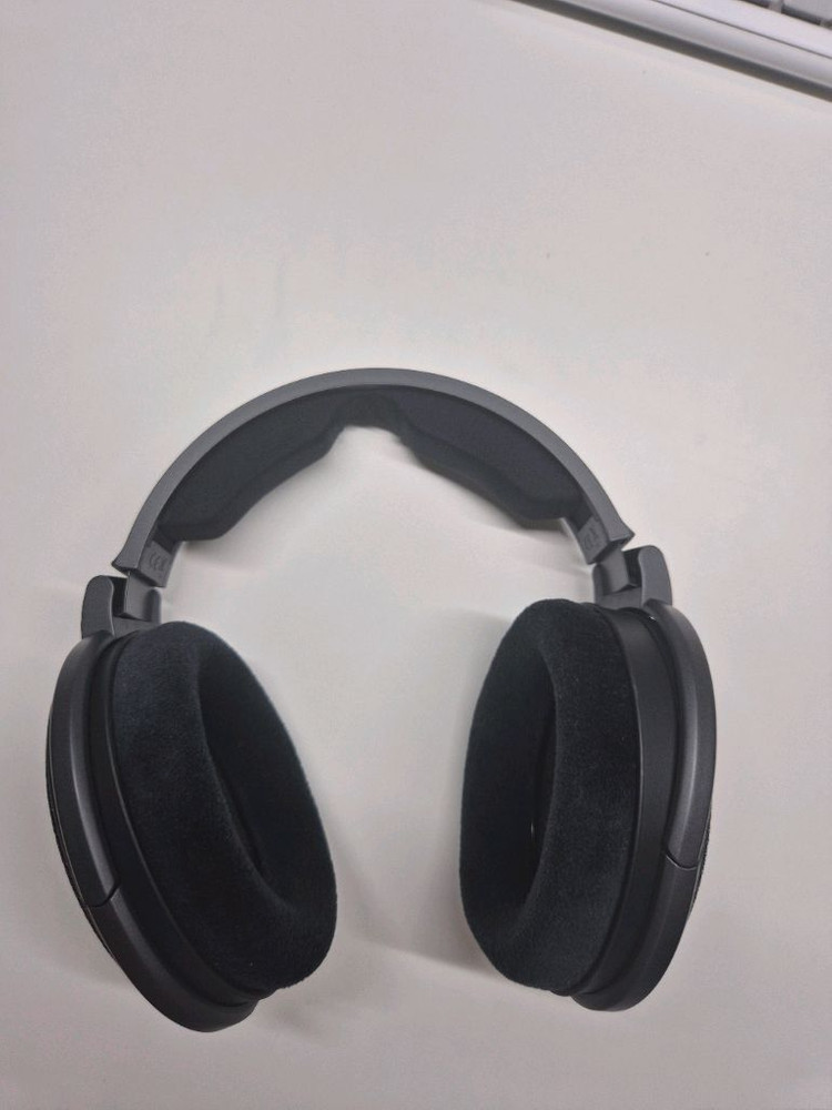 젠하이저 hd600 헤드폰 이미지