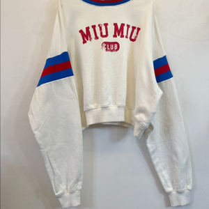 미우미우 크롭 맨투맨:)스웻셔츠 (안유진착용) 이미지