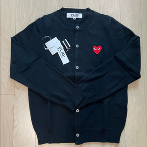 [거의 새제품] 꼼데가르송 레드와펜 가디건 블랙 여자 m 이미지