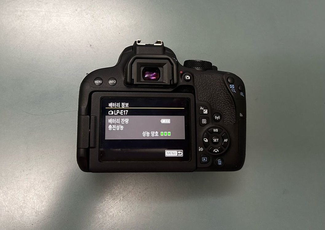 캐논 DSLR EOS 800D 기본렌즈포함, 880컷 이미지