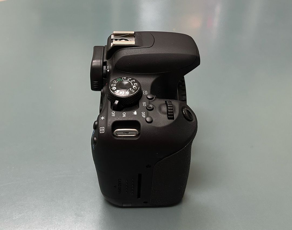 캐논 DSLR EOS 800D 기본렌즈포함, 880컷 이미지