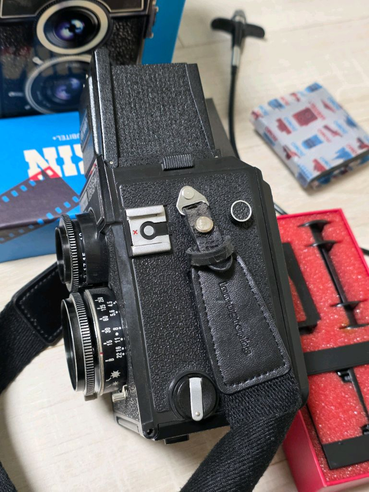 루비텔 166+ 로모그라피 중형 필름카메라 이미지