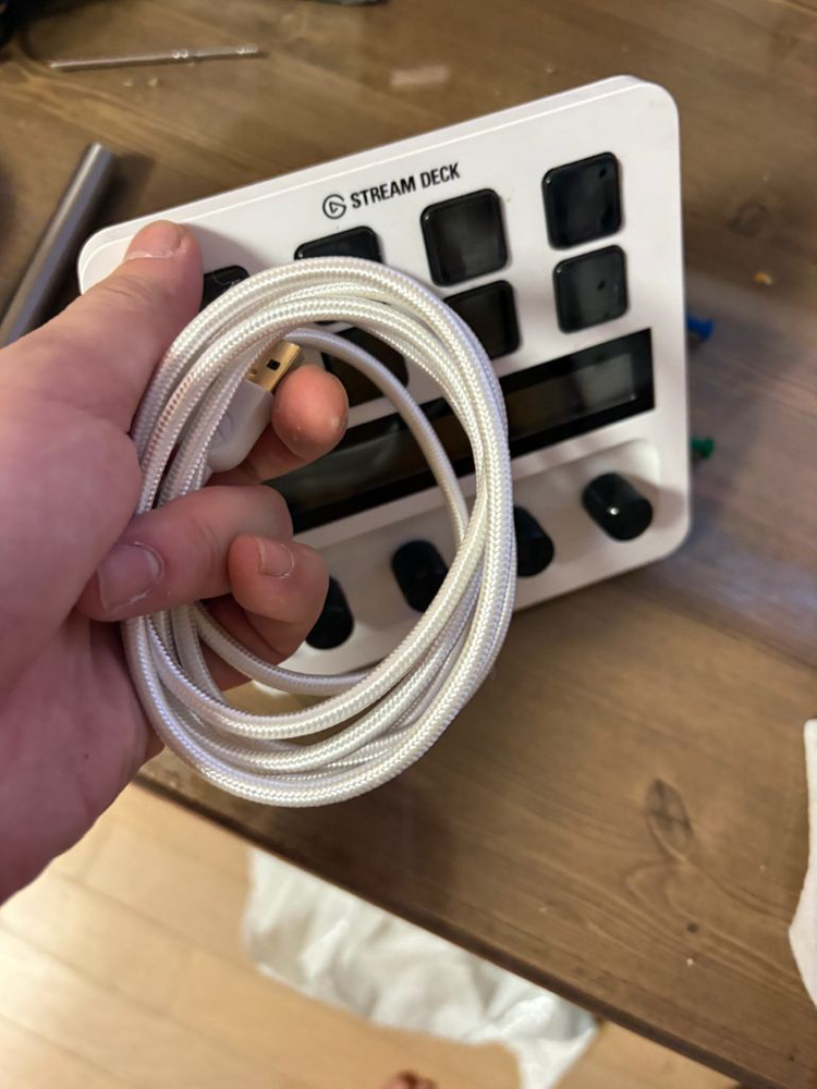 엘가토 스트림덱 플러스 화이트 이미지