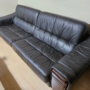 천연가죽 4인용 소파 이미지