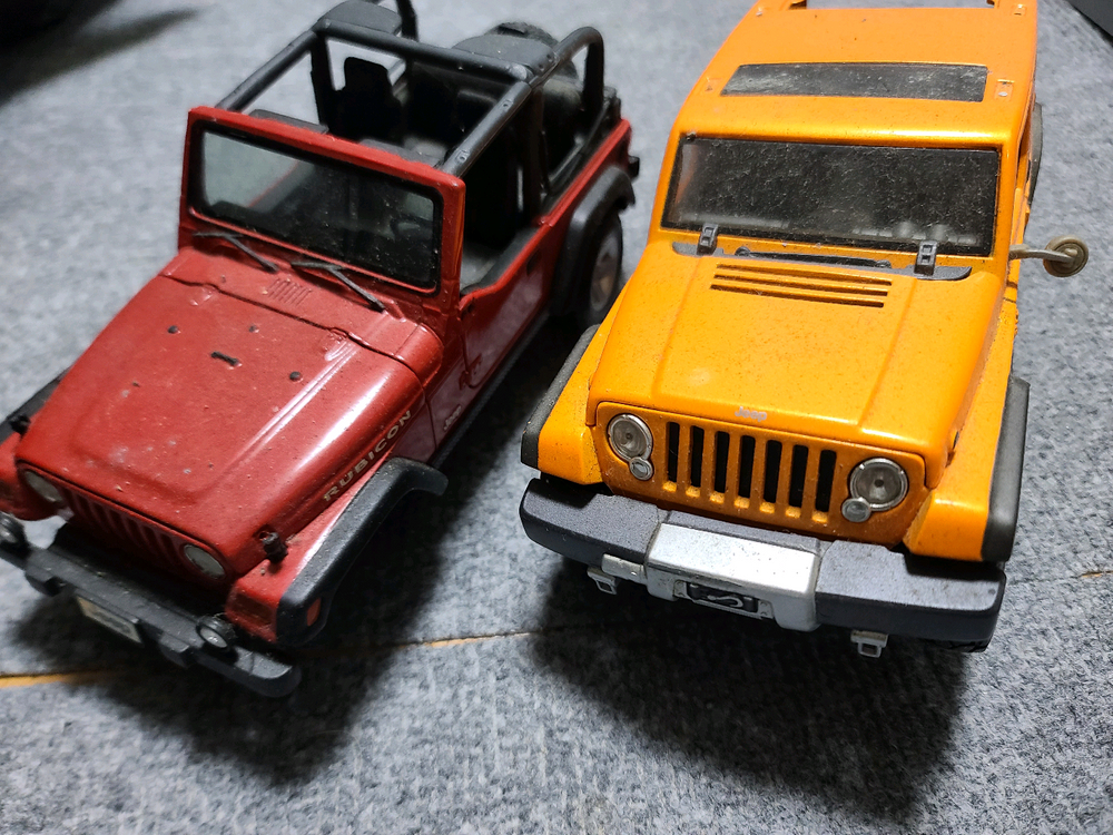 1:18 다이캐스트 하자품 판매 이미지