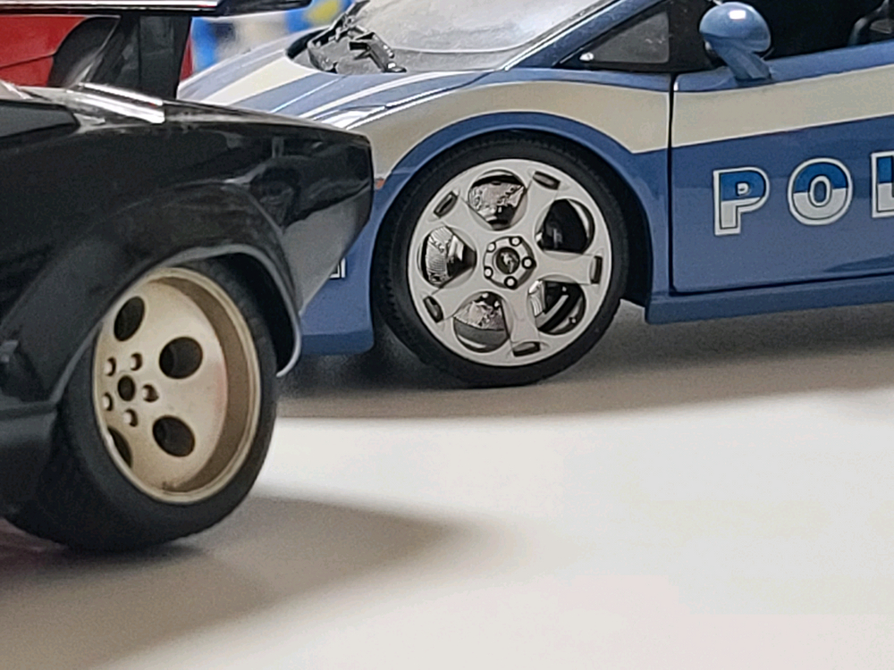 1:18 다이캐스트 하자품 판매 이미지