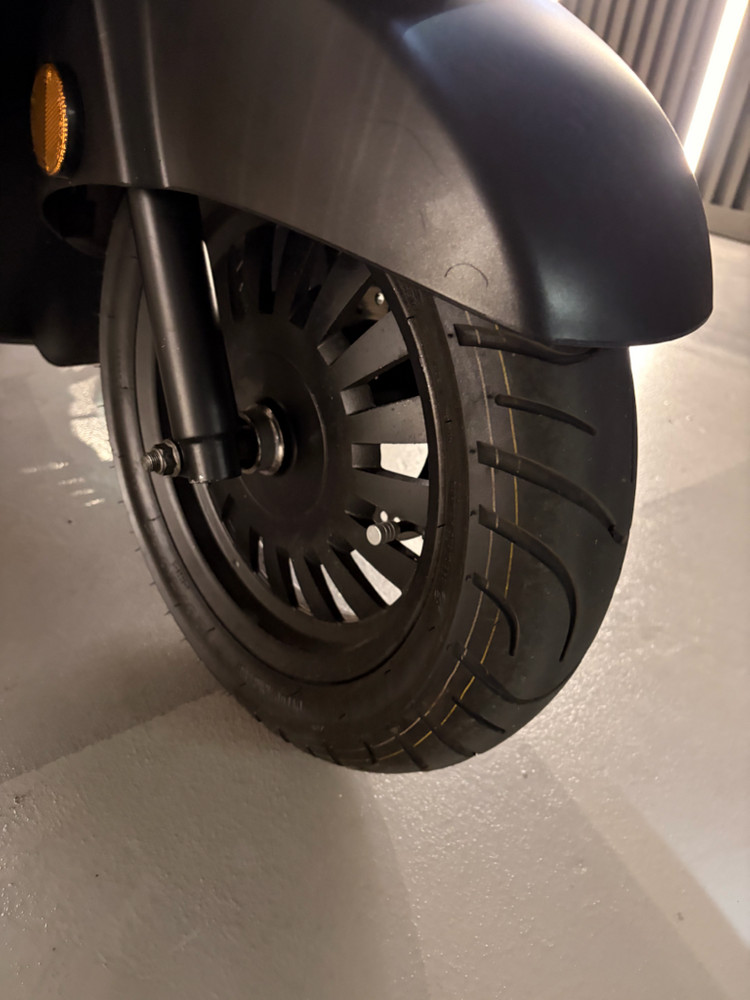 와코e6s 72v45ah 앞 서스 안눌림 하자/ 이사로 인하여 급처 합니다 이미지