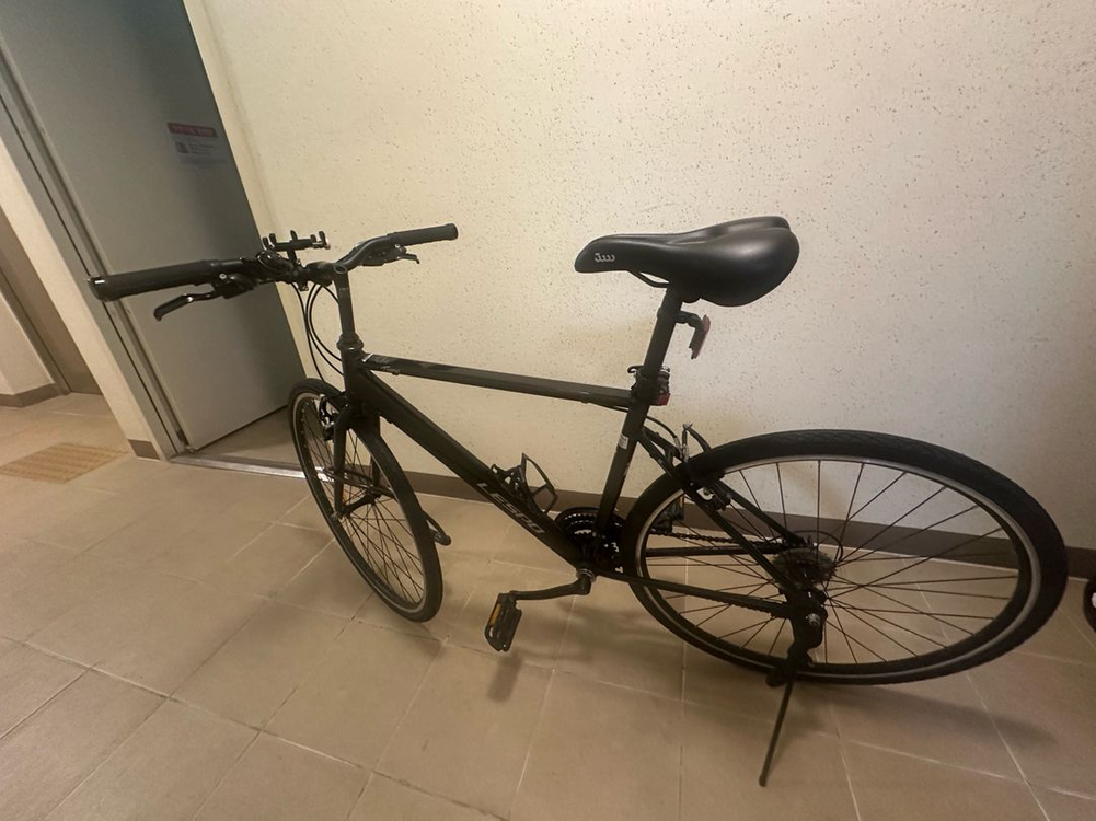 삼천리자전거 700c토러스21 S10 블랙 하이브리드 자전거 이미지