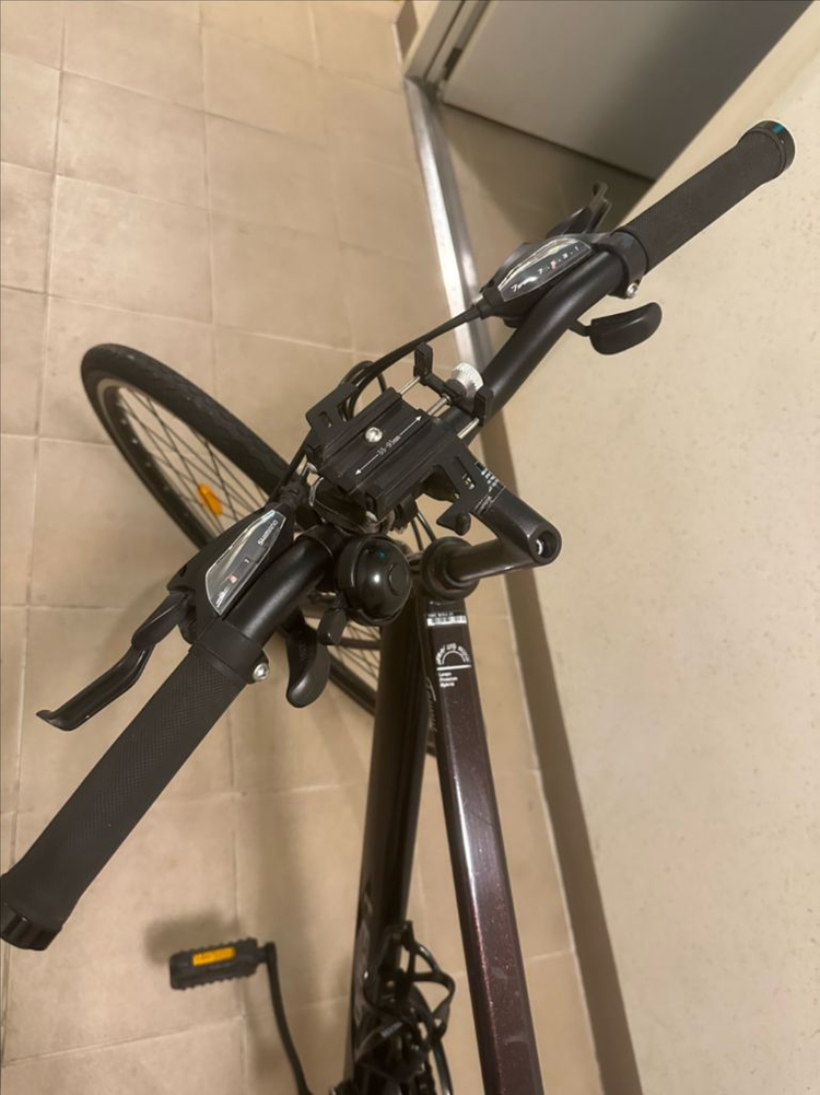 삼천리자전거 700c토러스21 S10 블랙 하이브리드 자전거 이미지