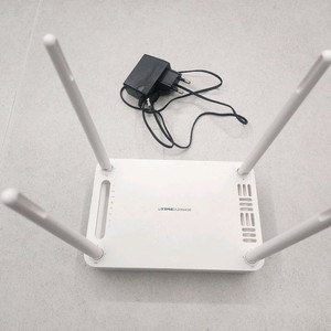 디지털(공유기), 가구(식탁의자) 이미지