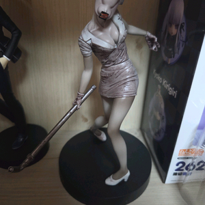 (가격 안 내림)(편택포)사일런트 힐 버블헤드너스 피규어 이미지