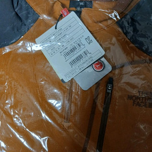 아웃도어 후디 이미지