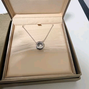 불가리 자선 목걸이 이미지