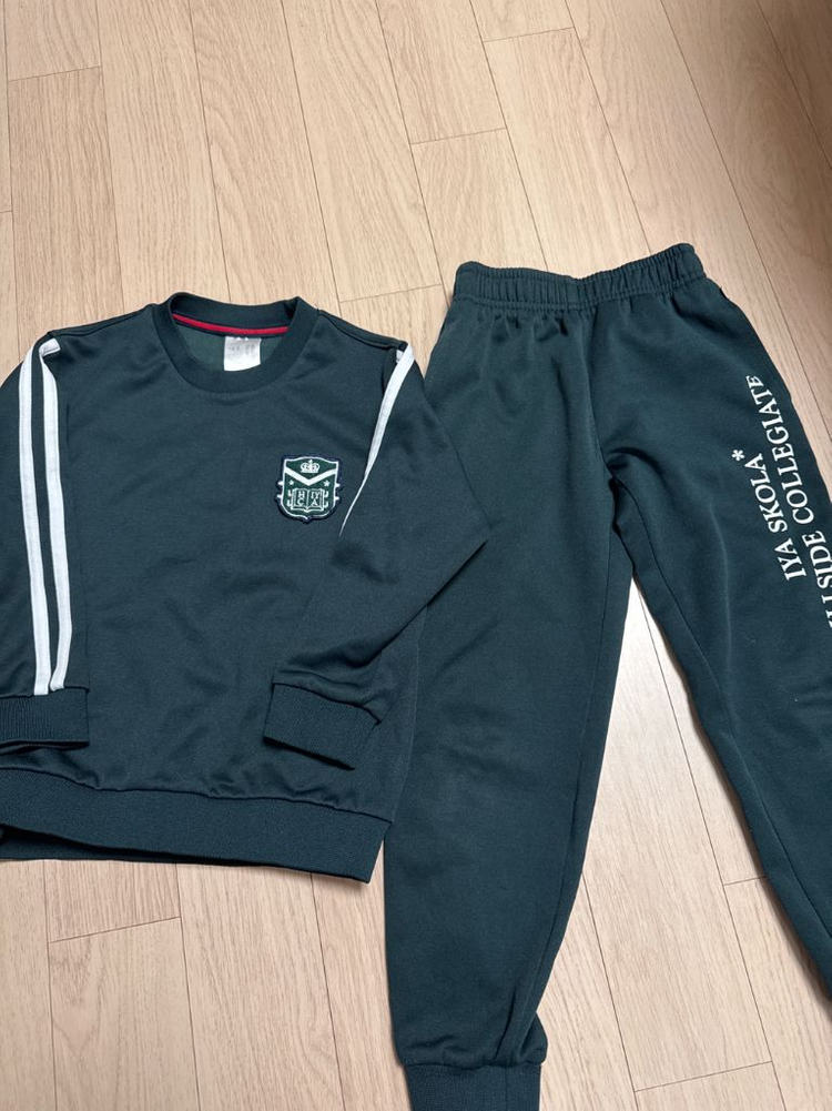 이야스콜라 힐사이드 체육복 7세 8세 , 넥타이 이미지