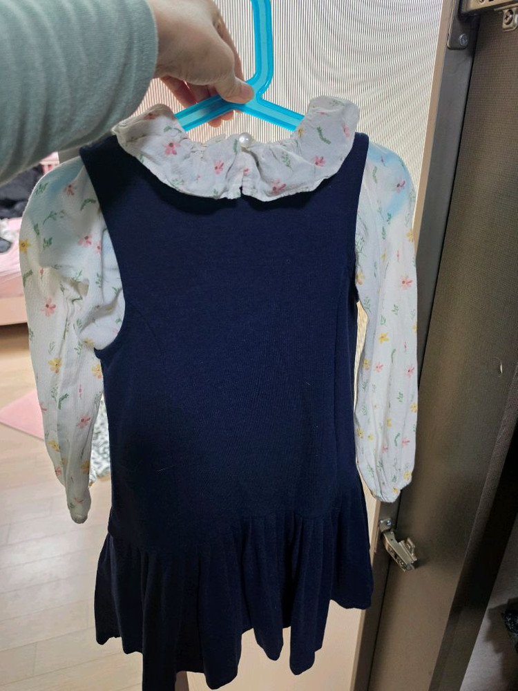 여아 원피스 120사이즈 컬리수 4벌 쌍둥이 일괄판매 이미지