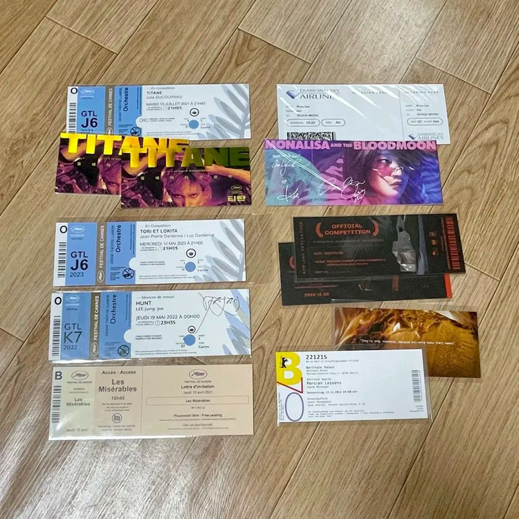 찬란 보딩패스 컴애즈유아그린나이트여름날우리 지구최후의밤파리13쁘띠마망컴온컴온사랑은낙엽을타고 영화티켓굿즈 이미지