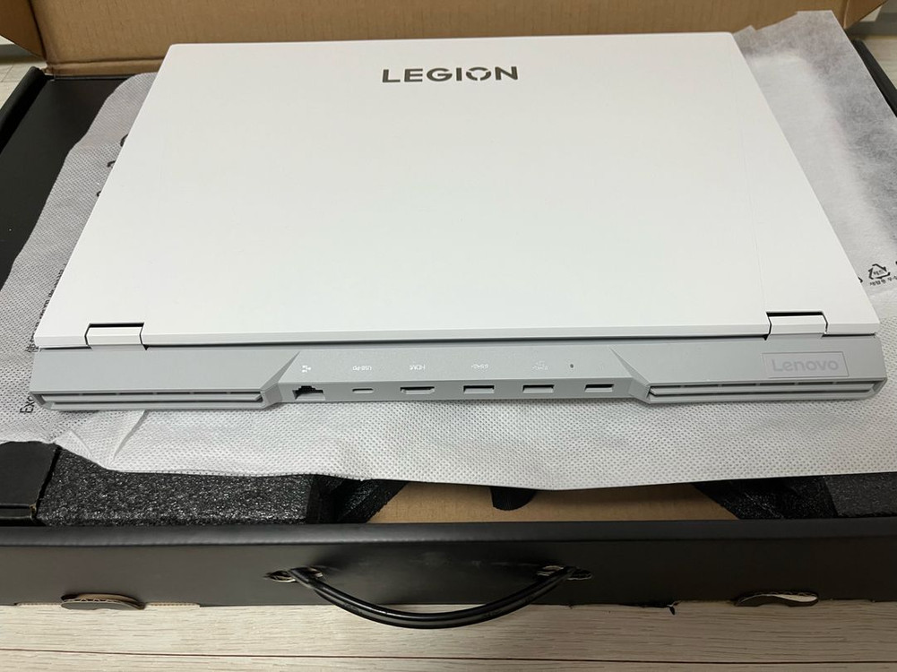 레노버 리전 5 프로 16ARH 라이젠7 RTX3070 게이밍 노트북 풀박스 이미지